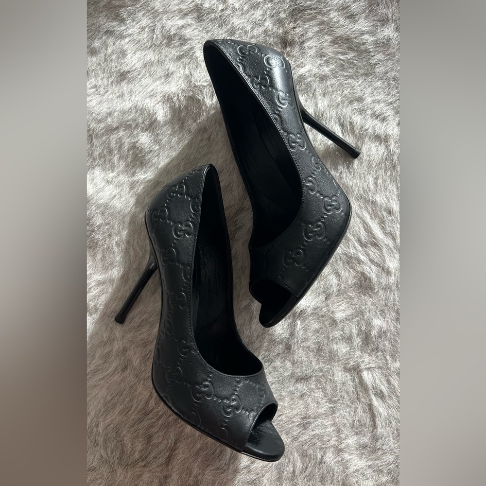 Black Gucci Leather Peep Toe Heels